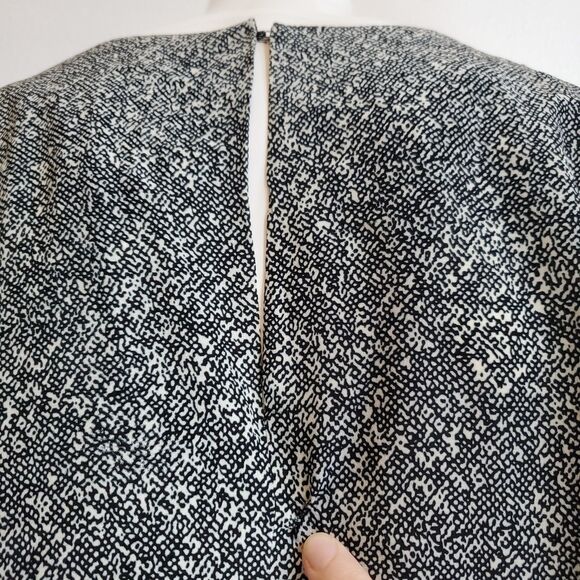 Vintage 80's Black & White Patterned Blouse - Picture 7 of 8
